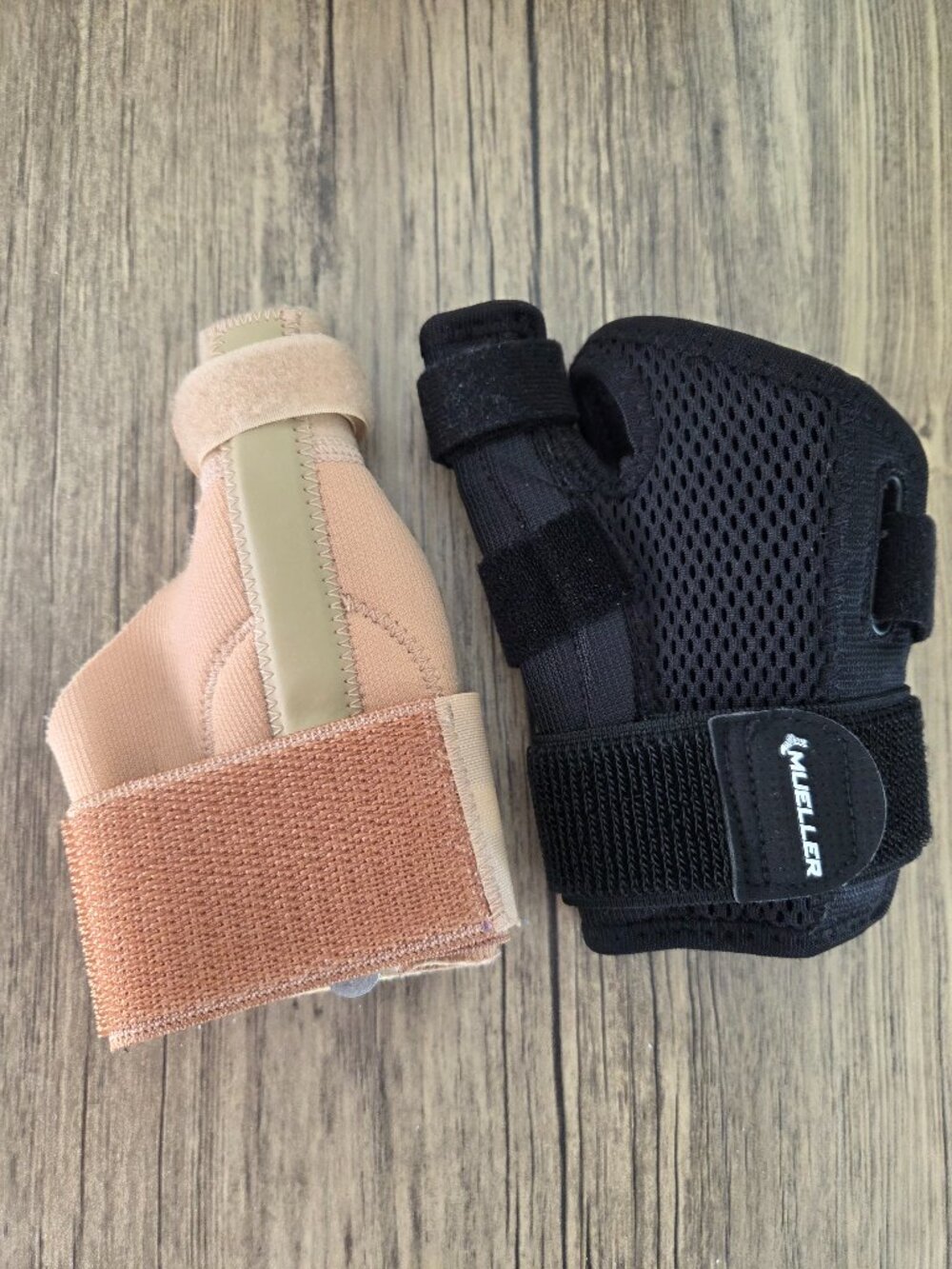 Pair of Thumb Stabilzer Braces- Mueller & Neophysio